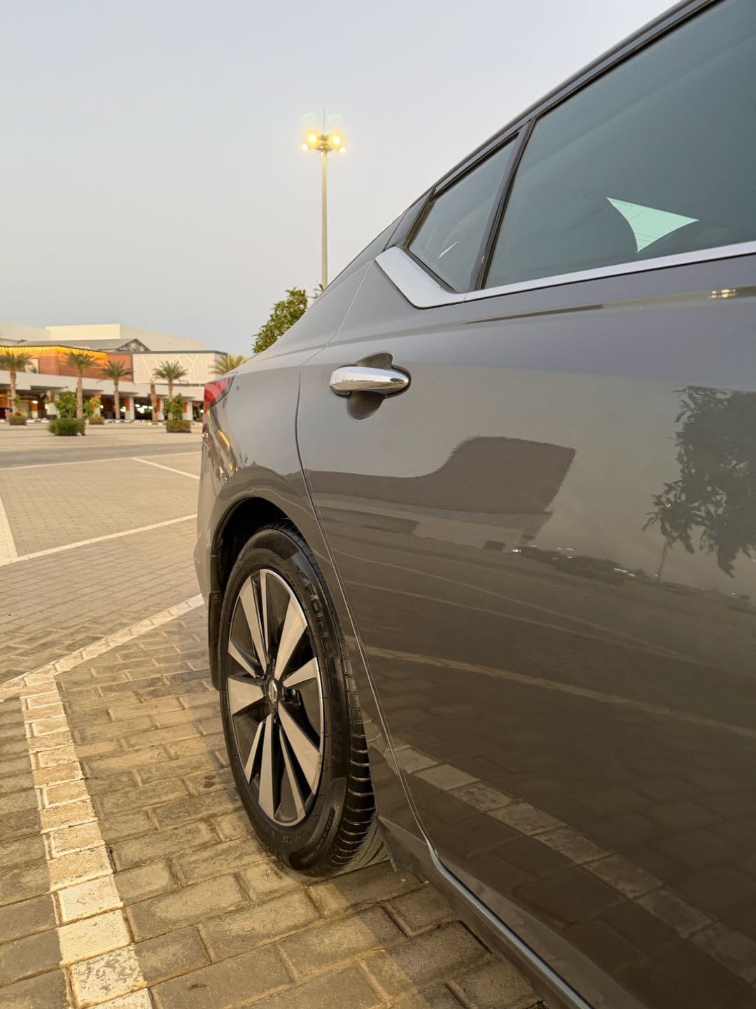 Car Image 2019 NISSAN ALTIMA SV