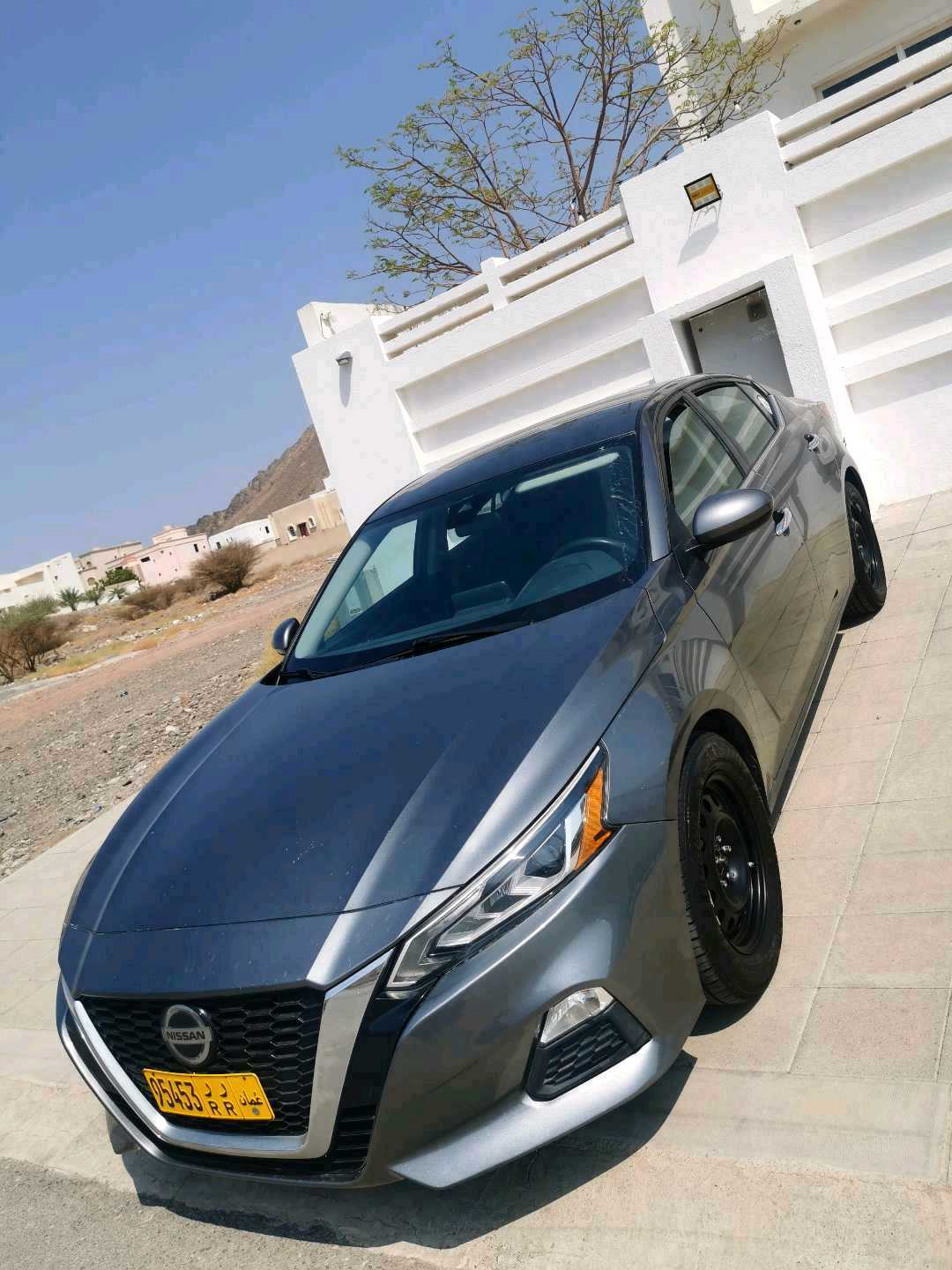 Car Image 2021 NISSAN ALTIMA SV