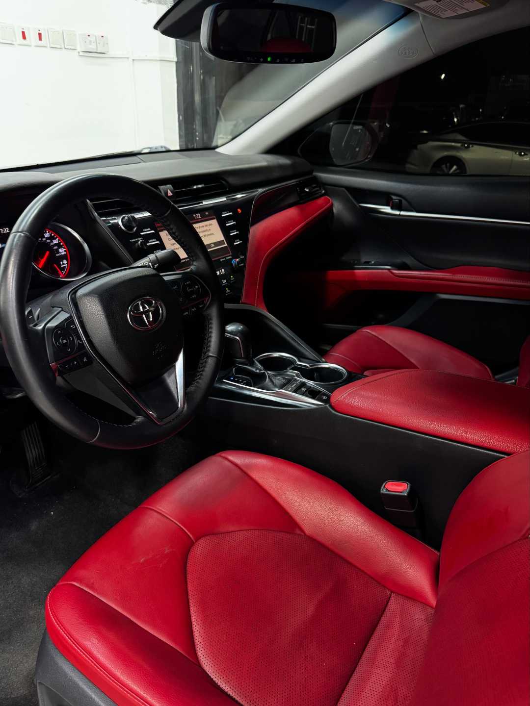 Car Image 2019 TOYOTA CAMRY XSE