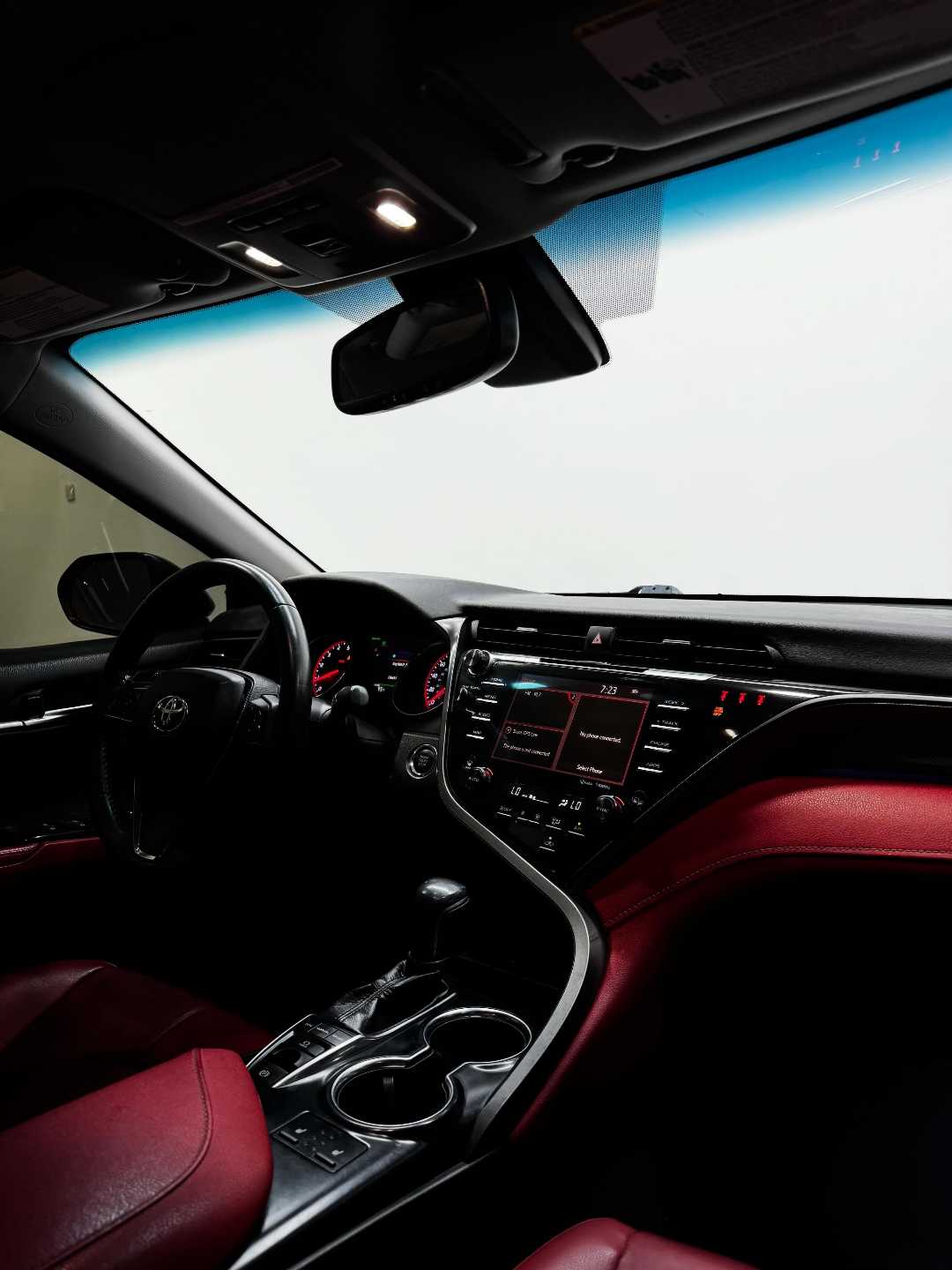 Car Image 2019 TOYOTA CAMRY XSE