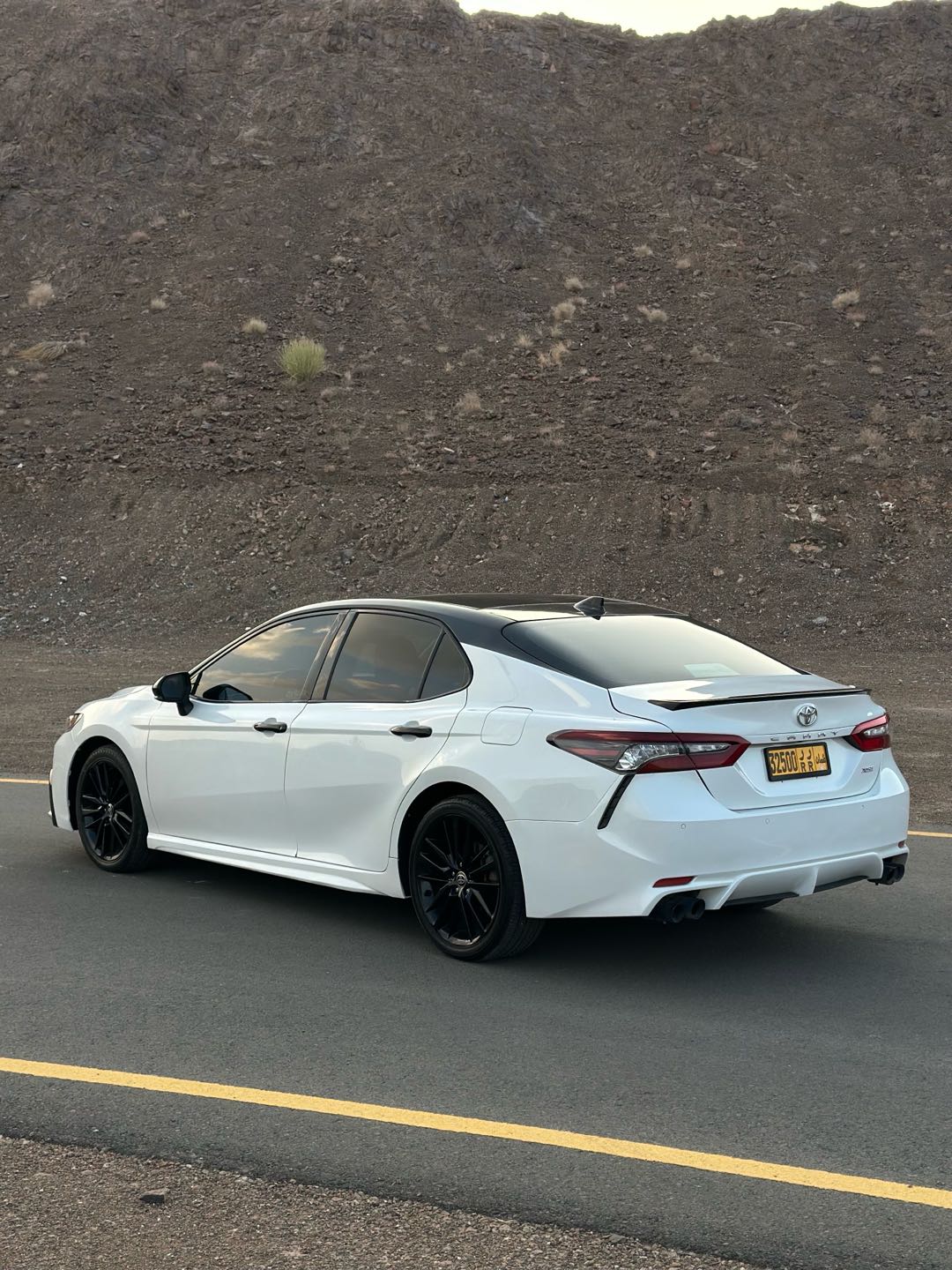 Car Image 2018 TOYOTA CAMRY XSE