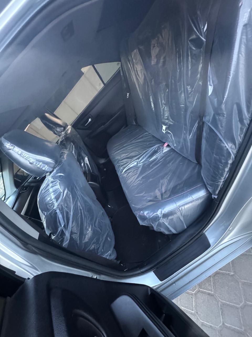 Car Image 2017 TOYOTA CAMRY SE