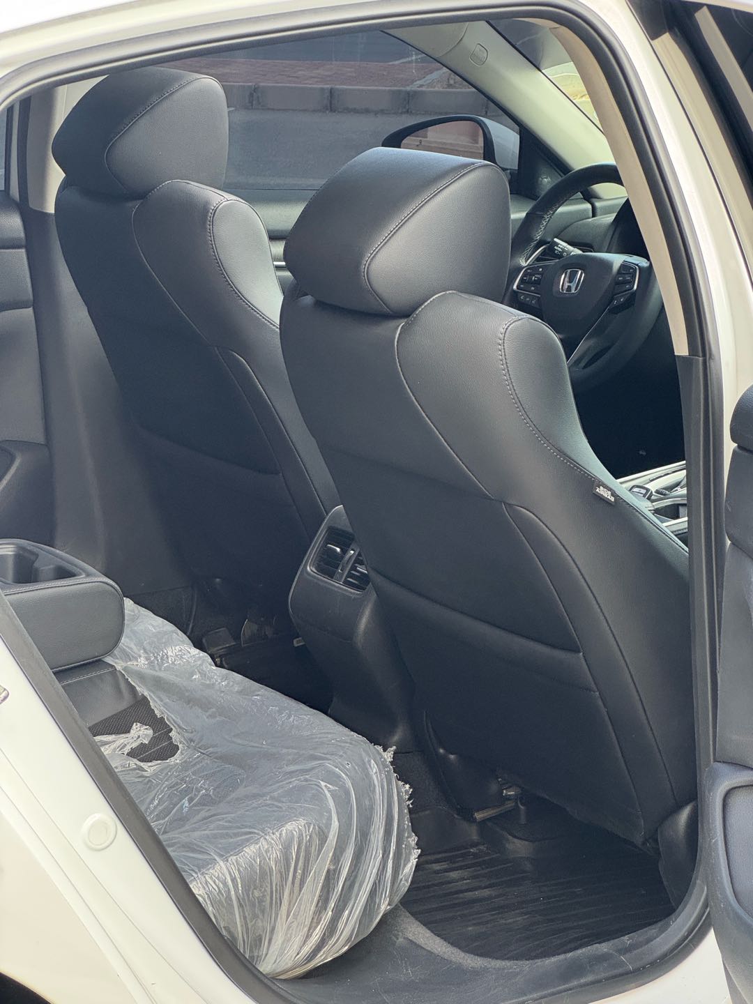 Car Image 2018 HONDA ACCORD EXL