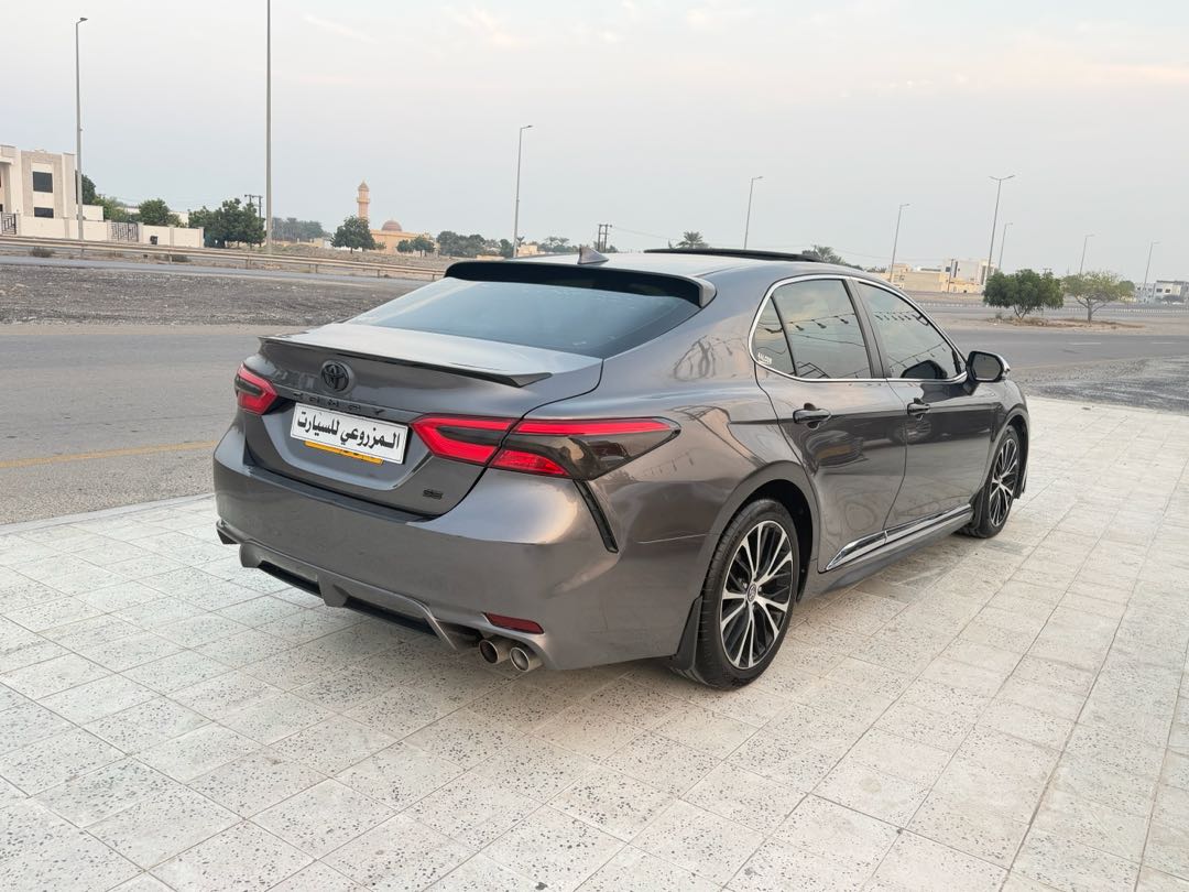 Car Image 2020 TOYOTA CAMRY SE