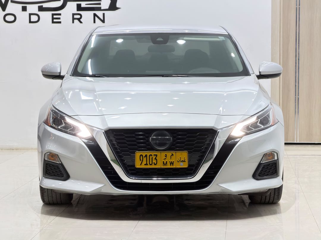 Car Image 2022 NISSAN ALTIMA SV
