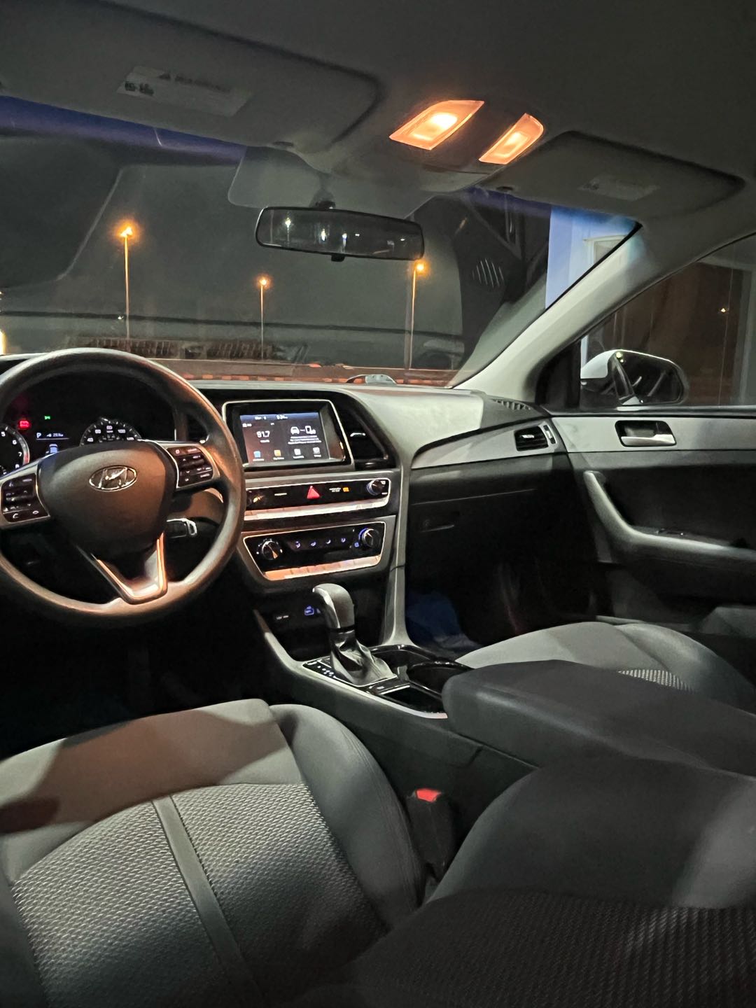 Car Image 2018 HYUNDAI SONATA 