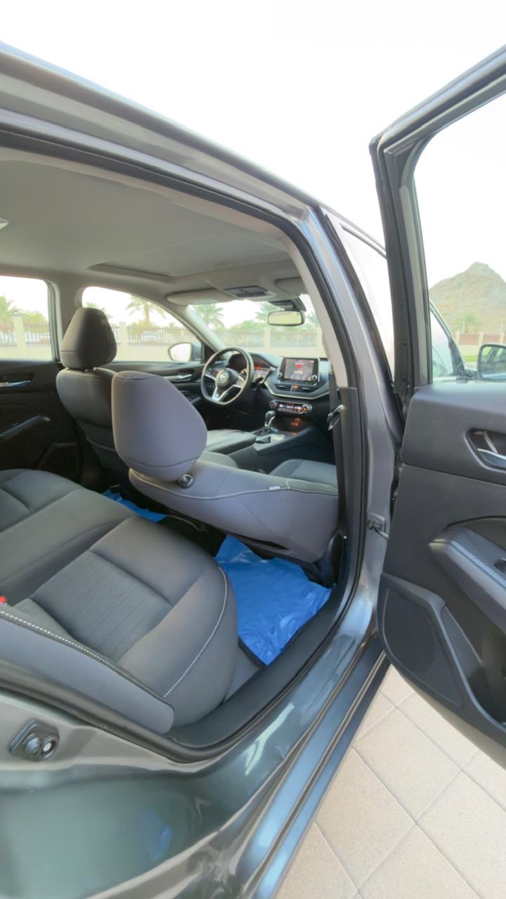 Car Image 2019 NISSAN ALTIMA SL