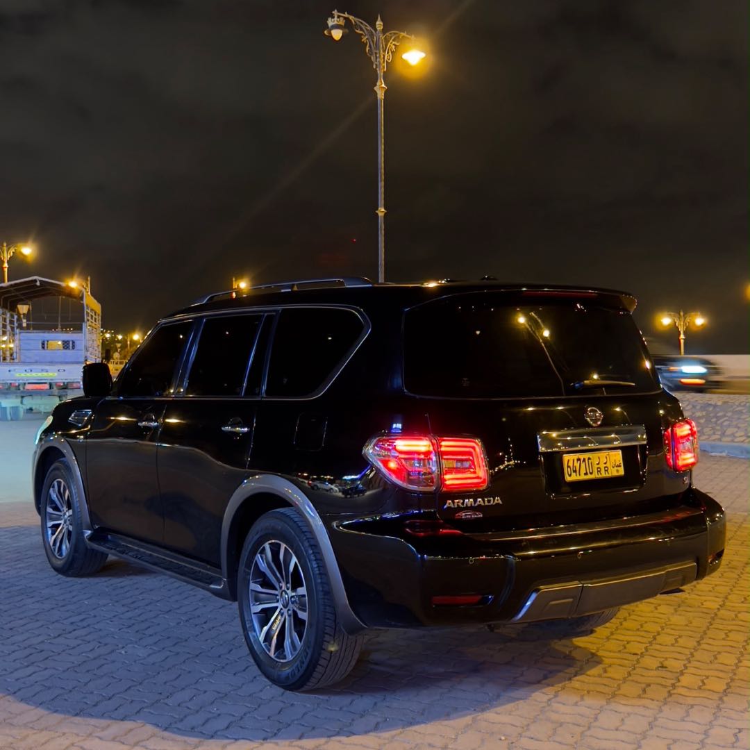 Car Image 2019 NISSAN ARMADA SL