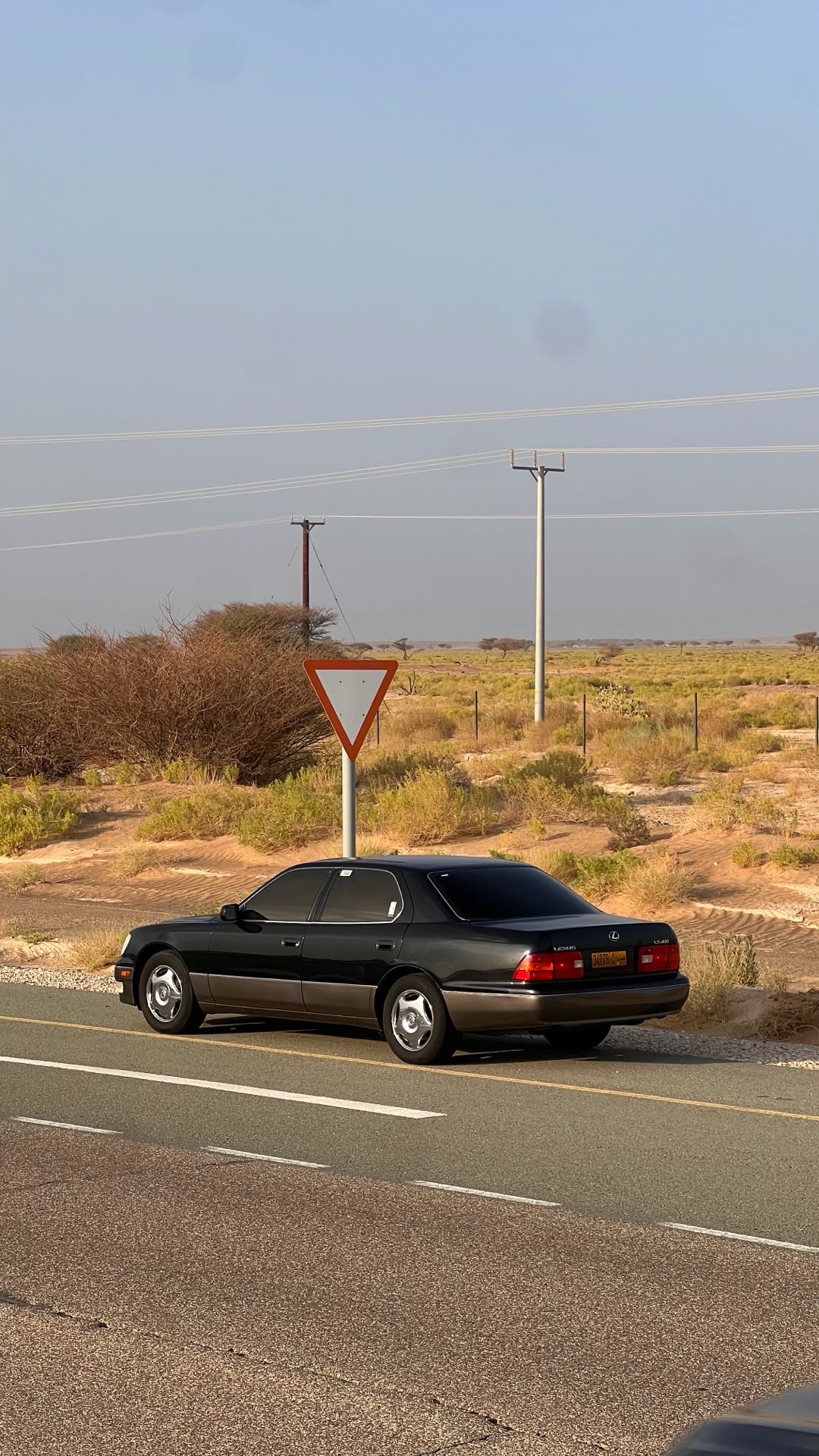 Car Image 1998 LEXUS LS 400
