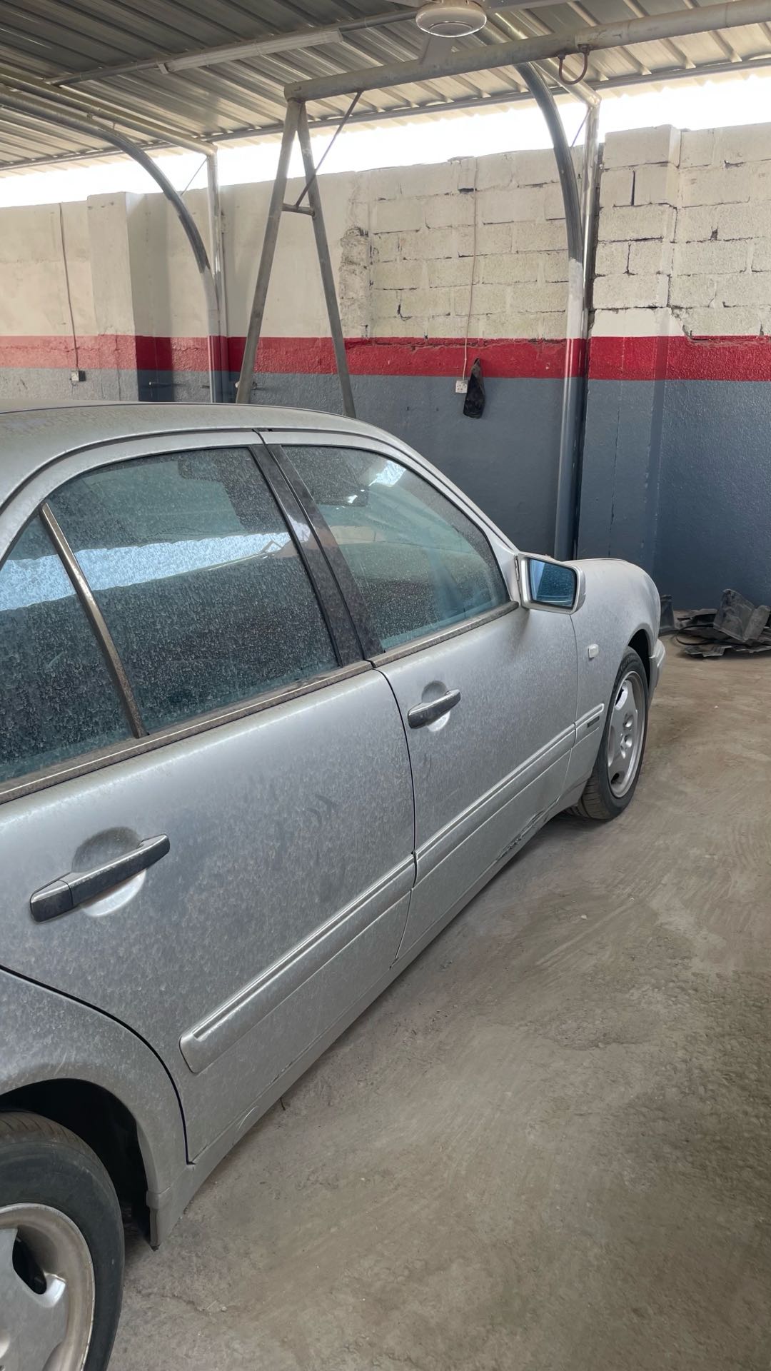Car Image 1999 MERCEDES E Class 430