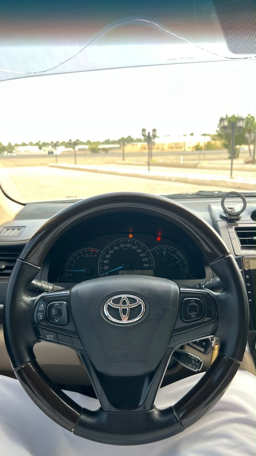 Car Image 2017 TOYOTA CAMRY GL