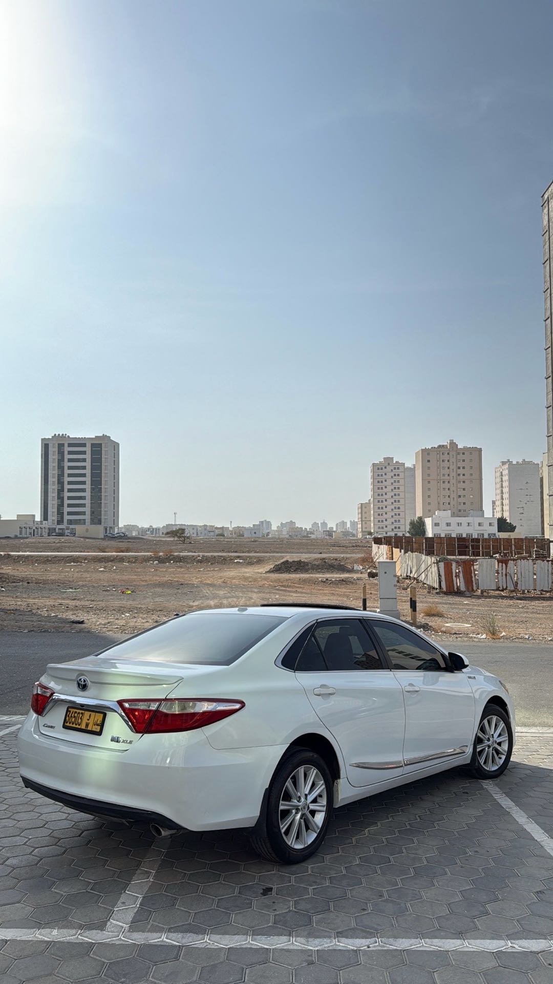 Car Image 2017 TOYOTA CAMRY XLE