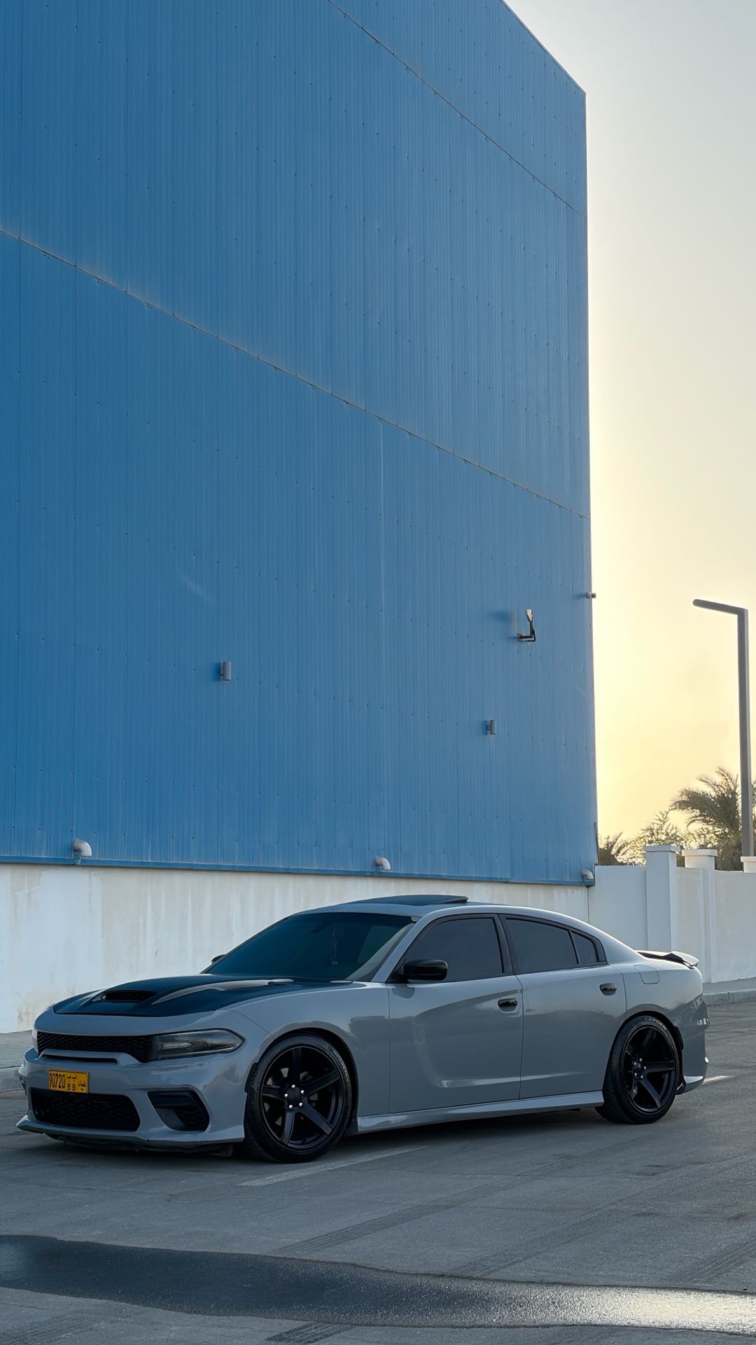 Car Image 2019 DODGE CHARGER SXT