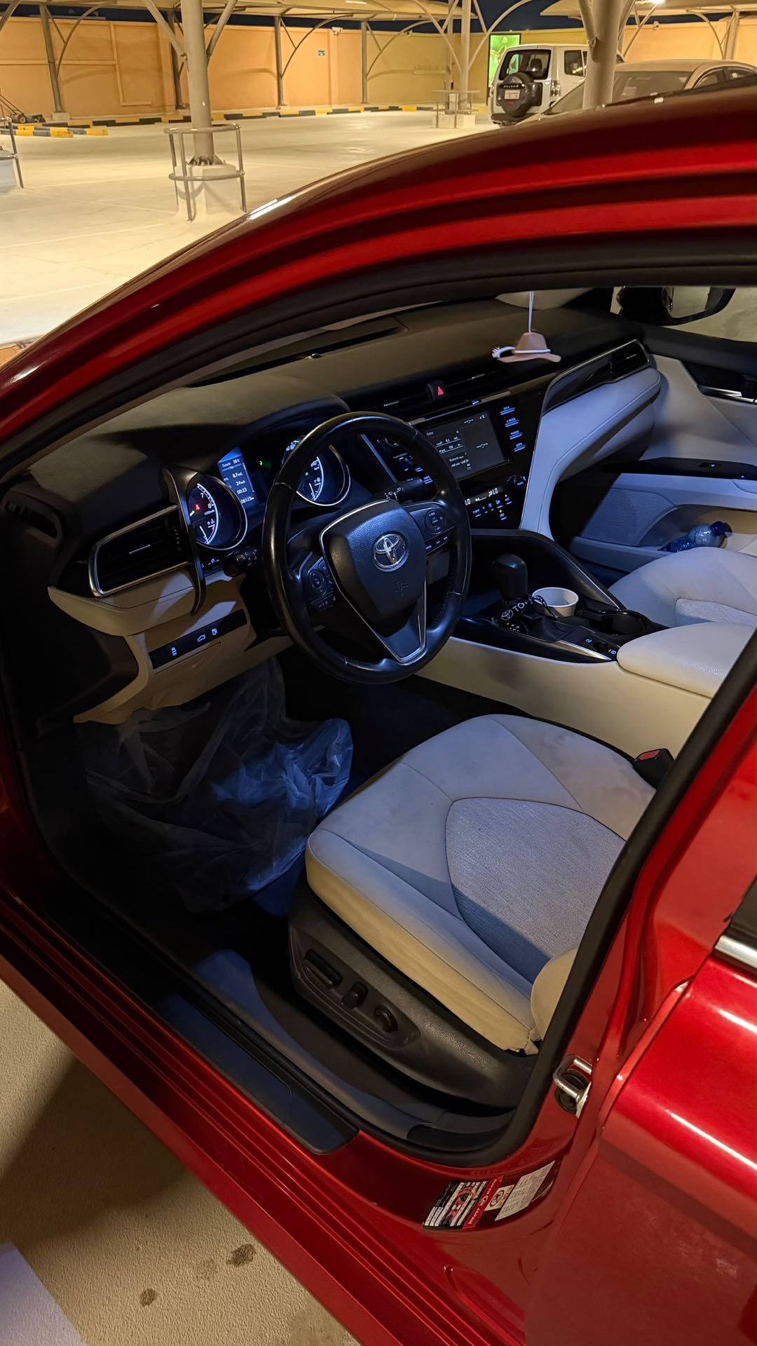 Car Image 2018 TOYOTA CAMRY GL
