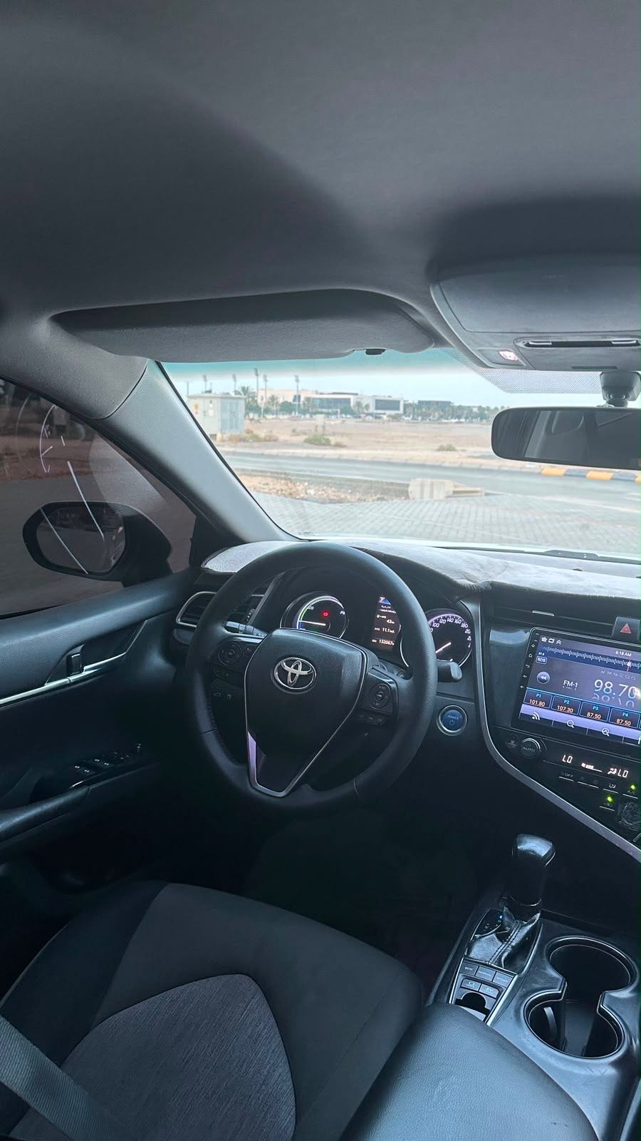 Car Image 2018 TOYOTA CAMRY GLE