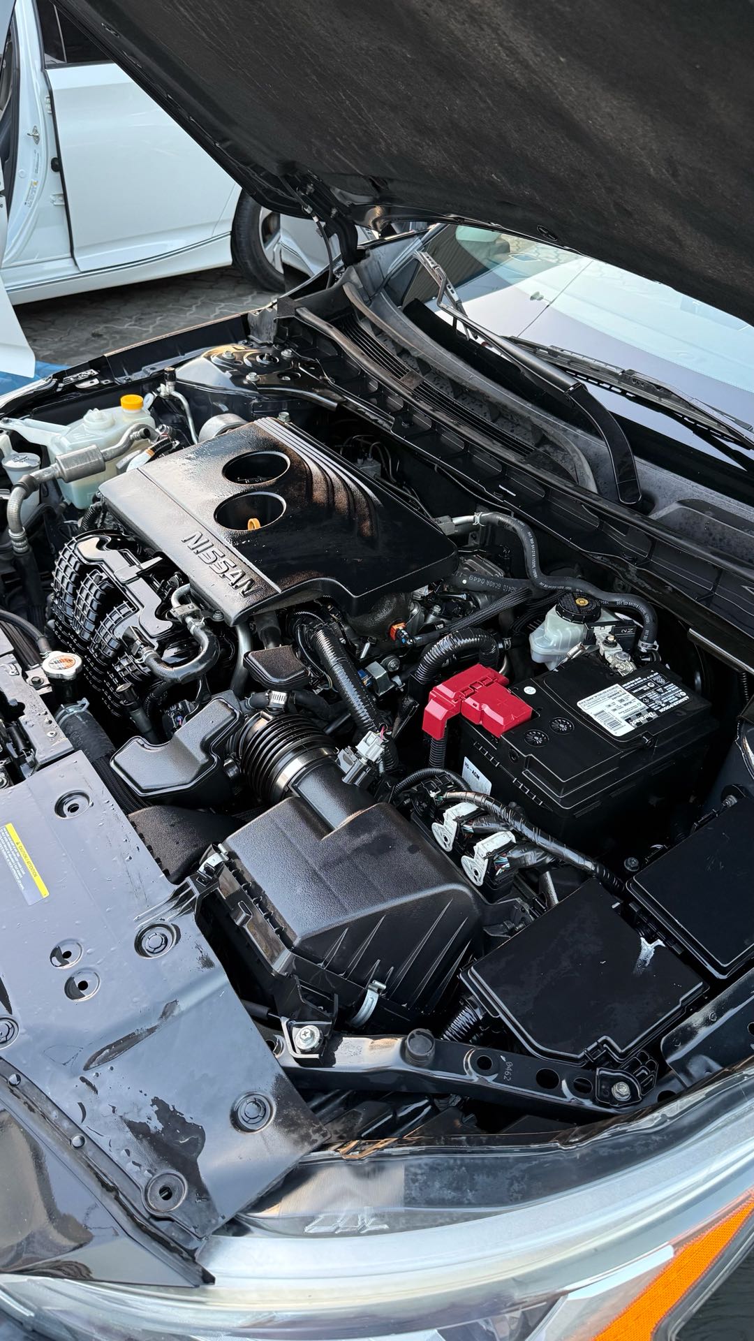 Car Image 2019 NISSAN ALTIMA SR