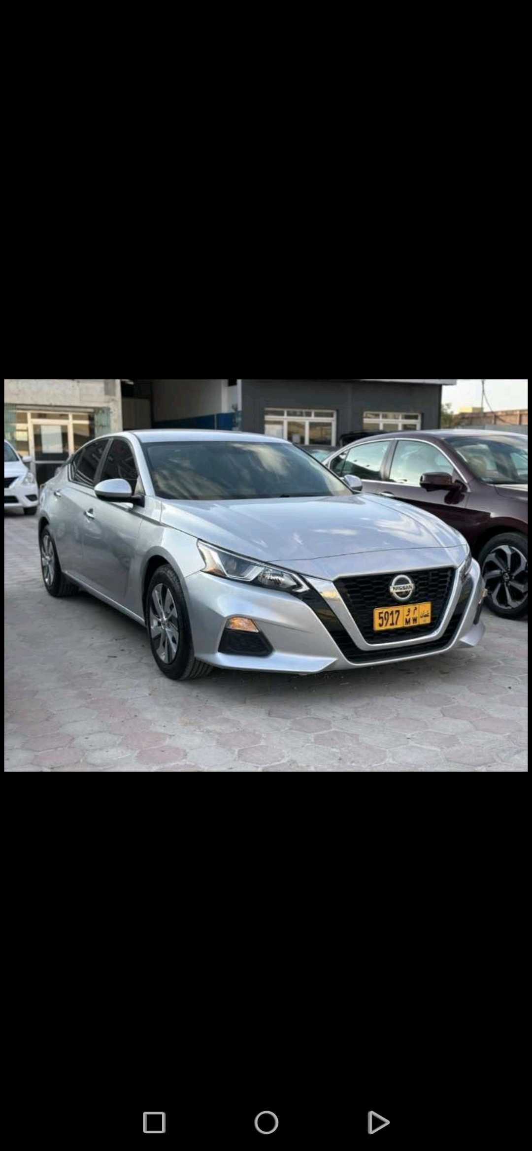 Car Image 2020 NISSAN ALTIMA SR