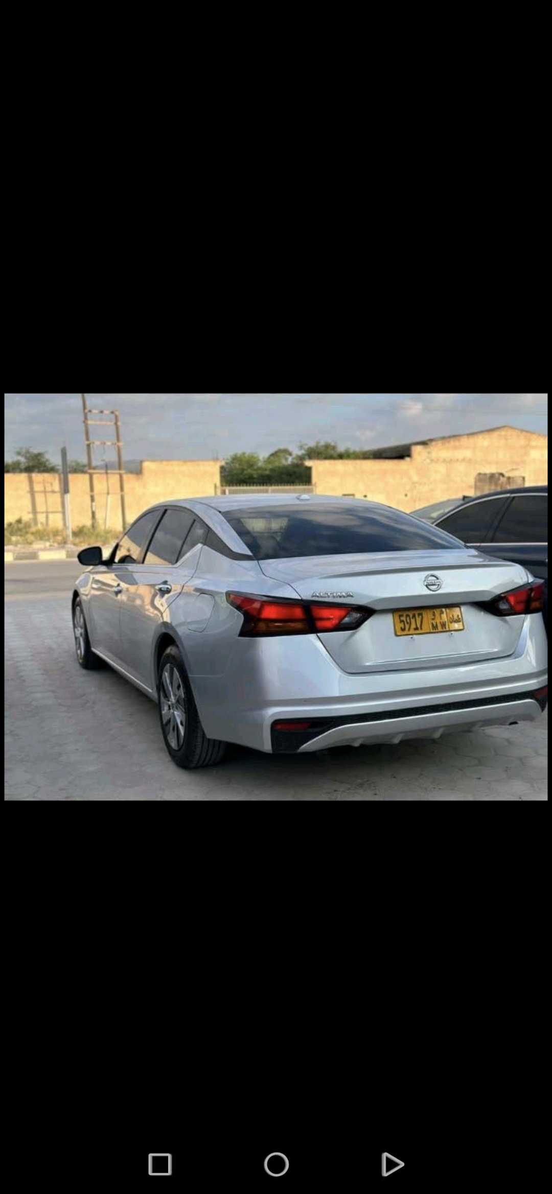 Car Image 2020 NISSAN ALTIMA SR
