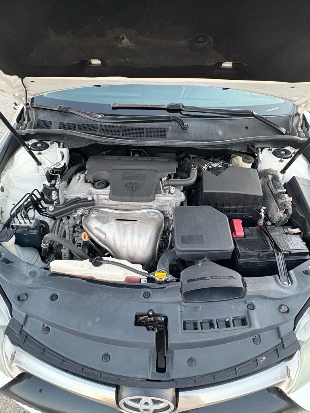 Car Image 2017 TOYOTA CAMRY SE