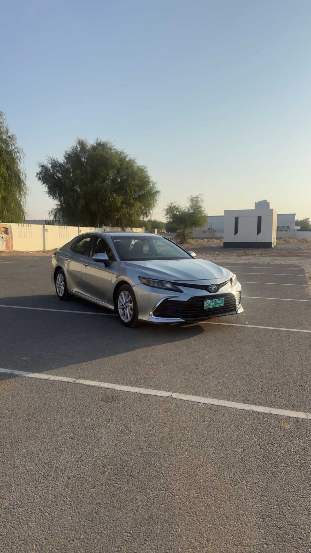 Car Image 2021 TOYOTA CAMRY LE
