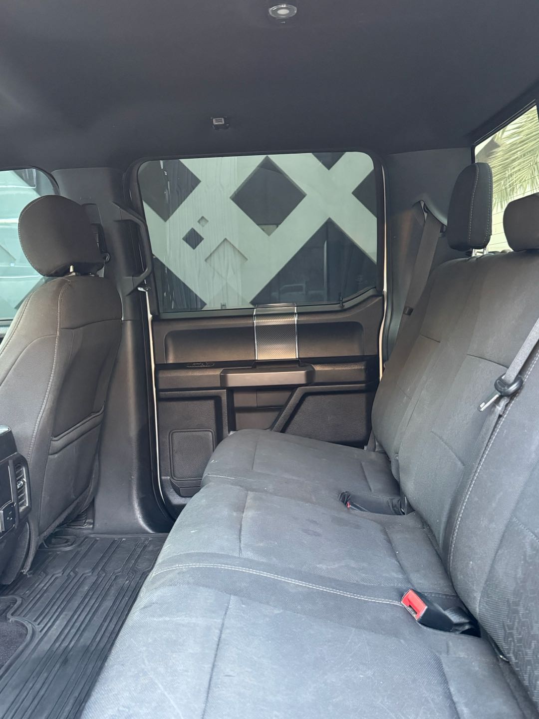 Car Image 2018 FORD F-150 XLT