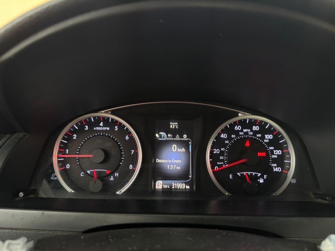 Car Image 2015 TOYOTA CAMRY XSE