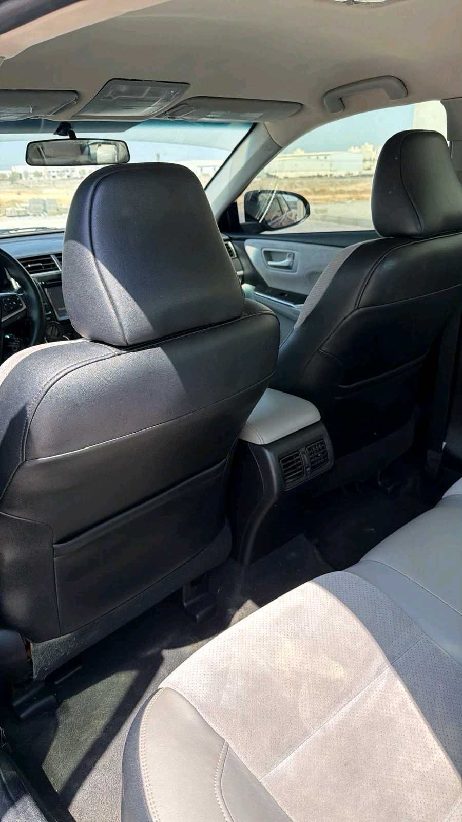 Car Image 2017 TOYOTA CAMRY SE