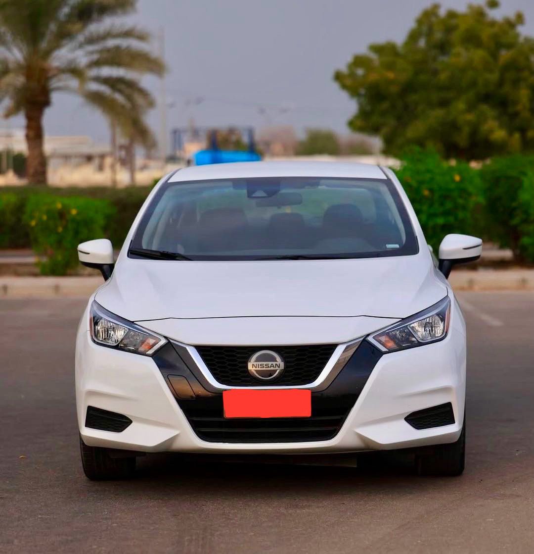 NISSAN VERSA 2023