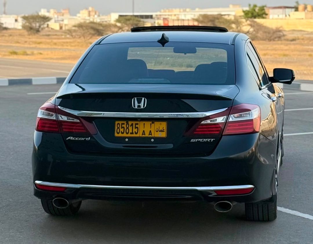 Car Image 2017 HONDA ACCORD SPORT