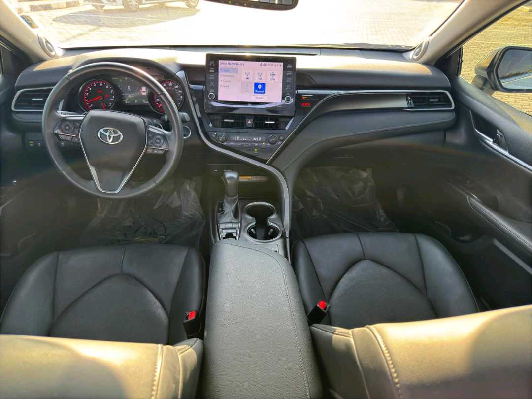 Car Image 2021 TOYOTA CAMRY XSE