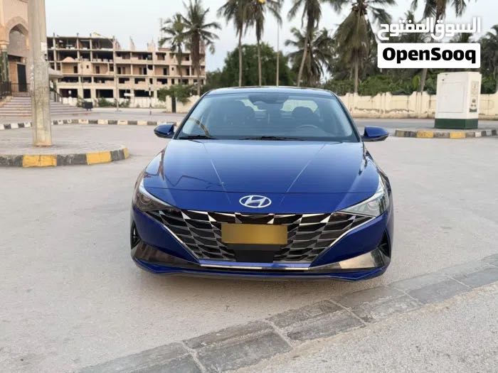 HYUNDAI ELANTRA 2023