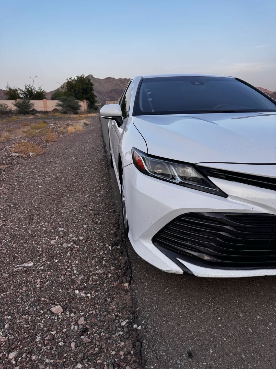 Car Image 2018 TOYOTA CAMRY LE