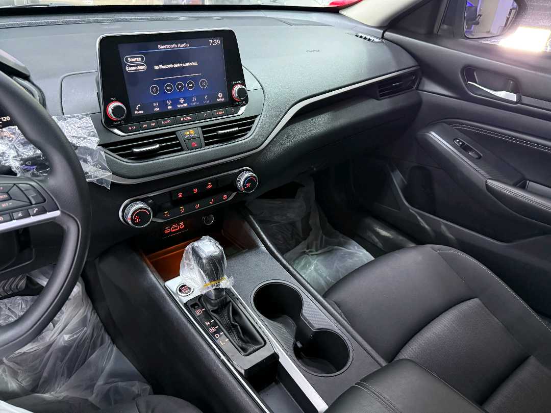 Car Image 2020 NISSAN ALTIMA SL