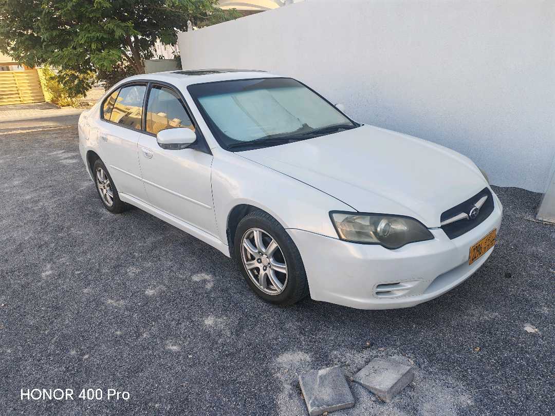 Car Image 2005 SUBARU LEGACY 