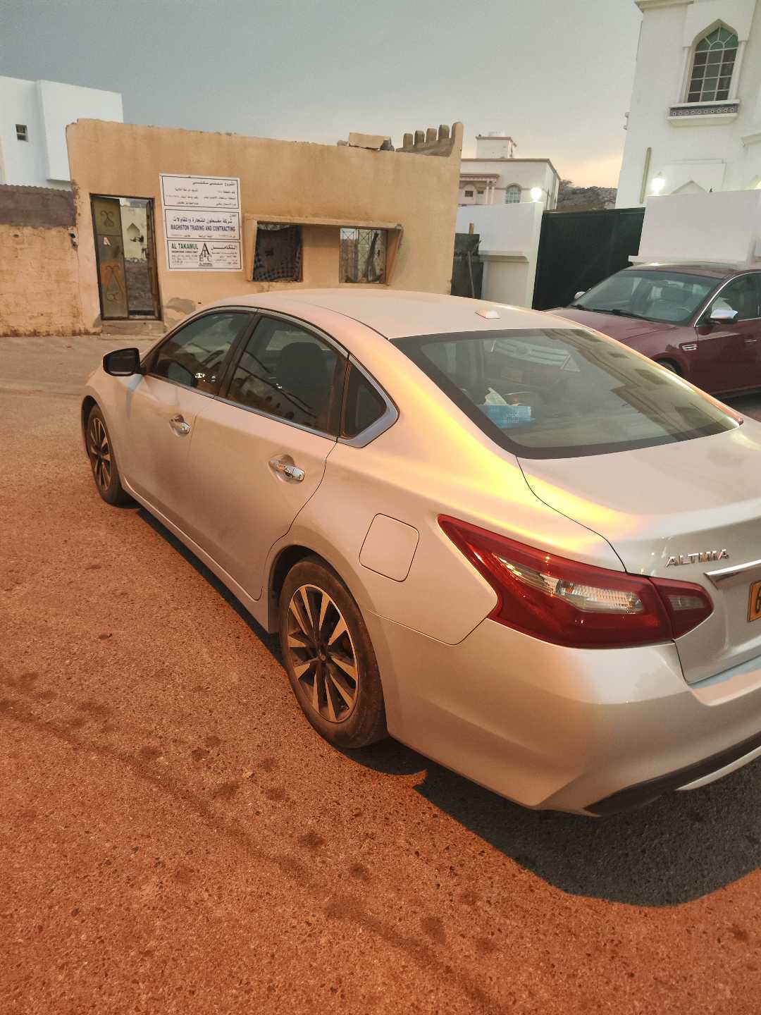 Car Image 2018 NISSAN ALTIMA SL