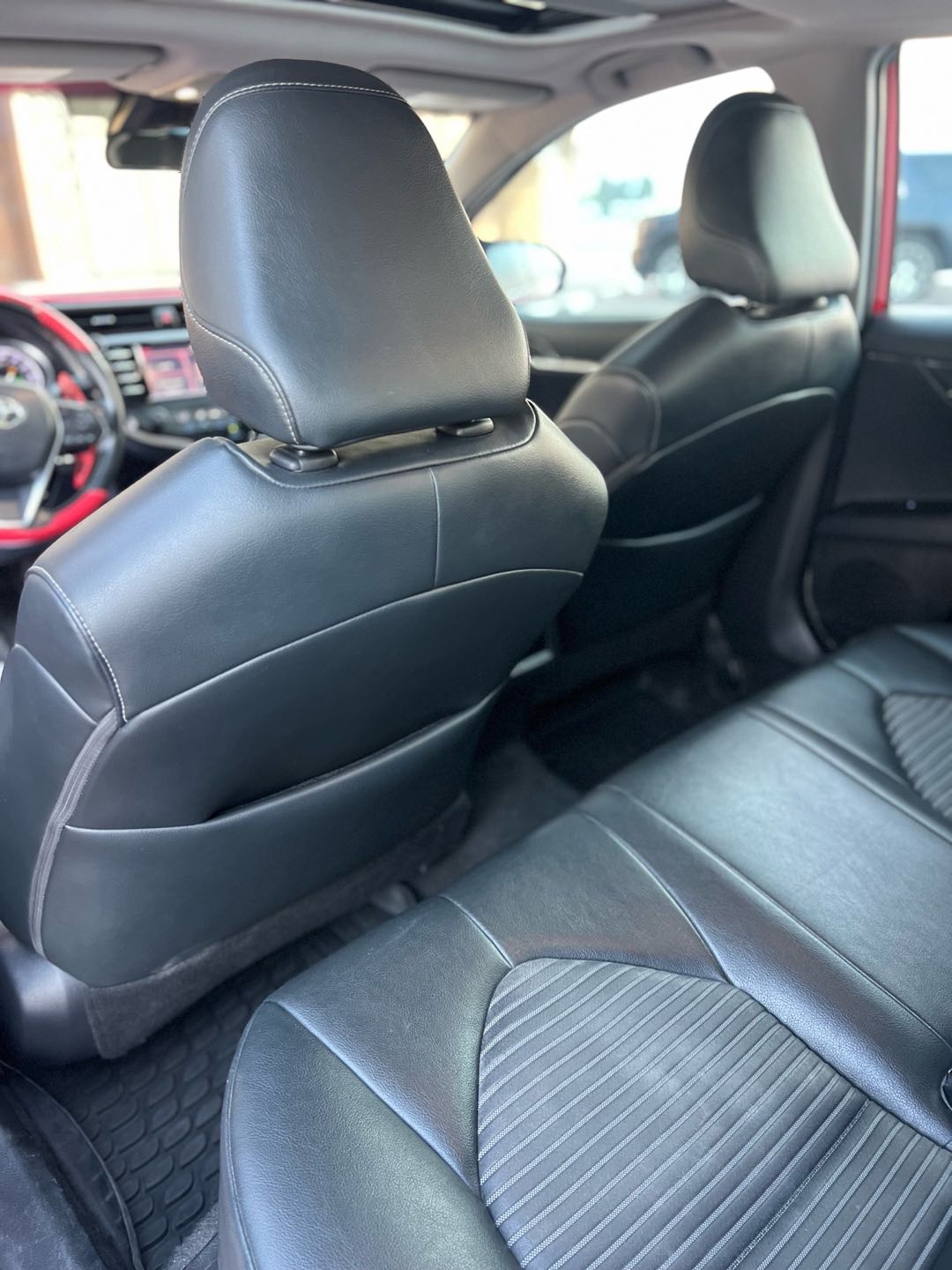 Car Image 2019 TOYOTA CAMRY SE