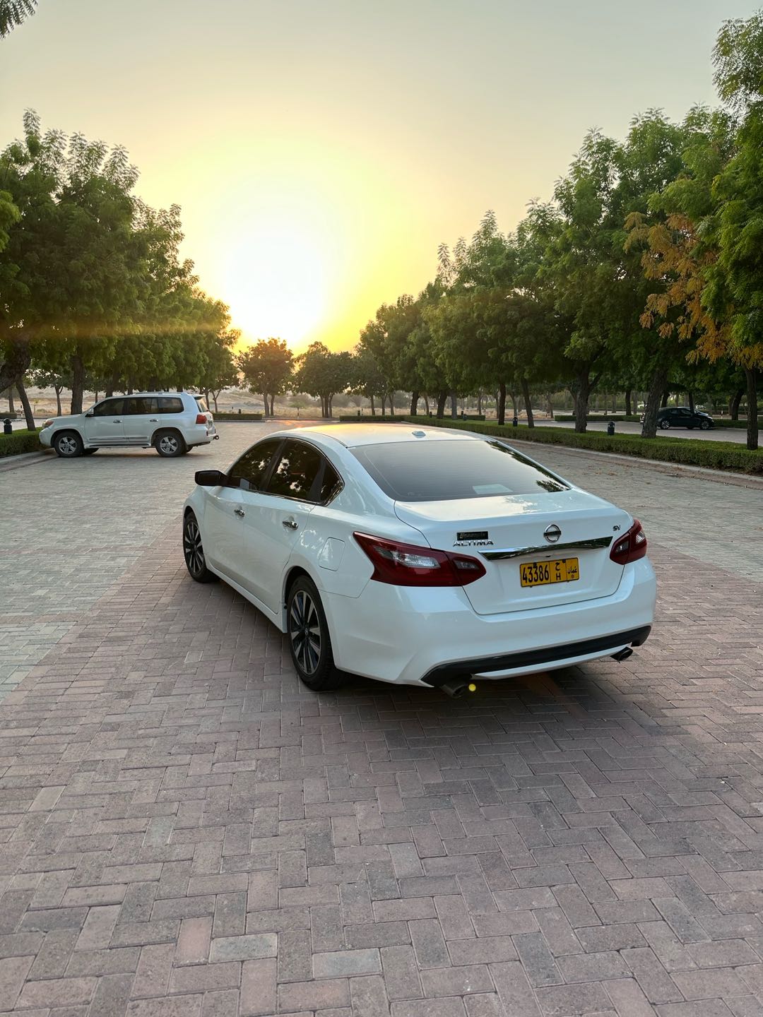 Car Image 2018 NISSAN ALTIMA SV
