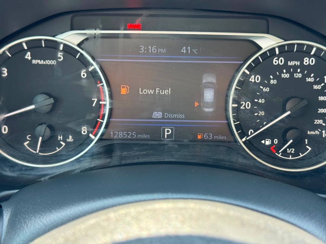 Car Image 2019 NISSAN ALTIMA SR