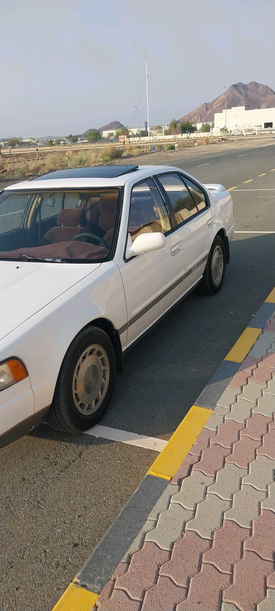 Car Image 1992 NISSAN MAXIMA SR