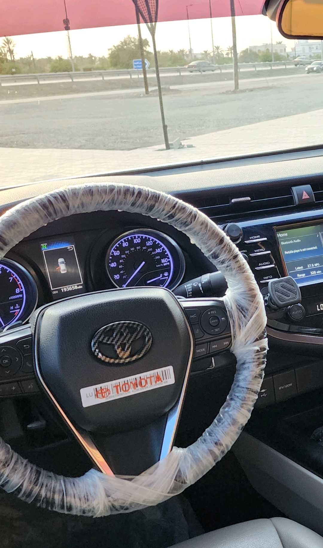 Car Image 2018 TOYOTA CAMRY SE