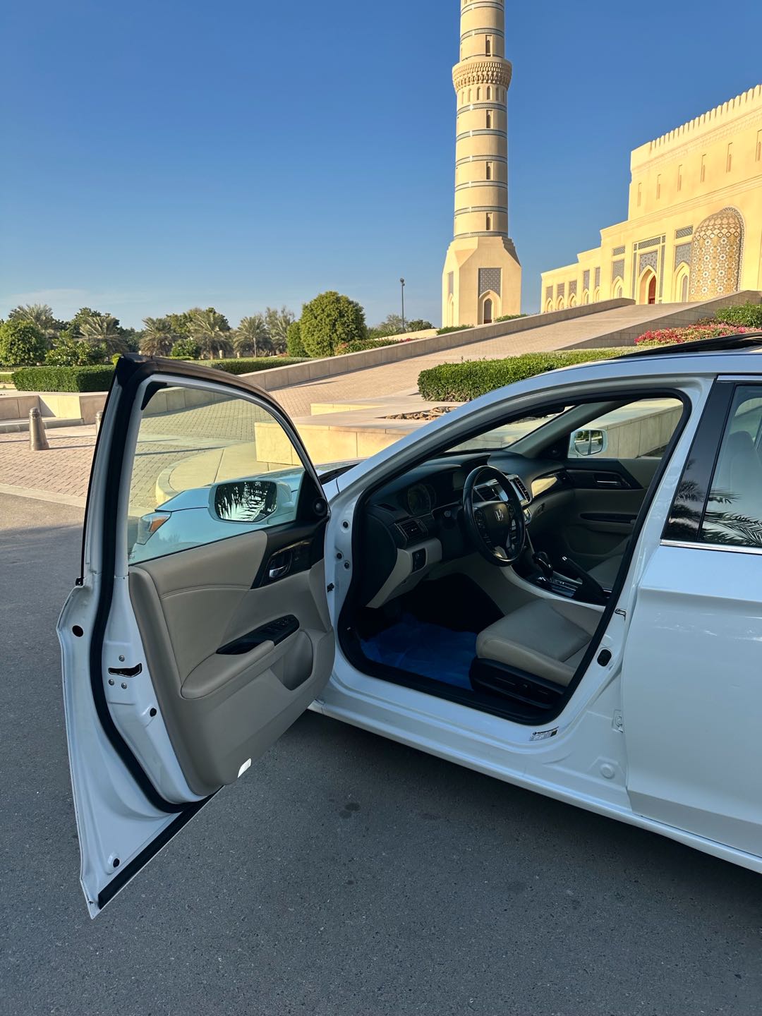 Car Image 2017 HONDA ACCORD EXL