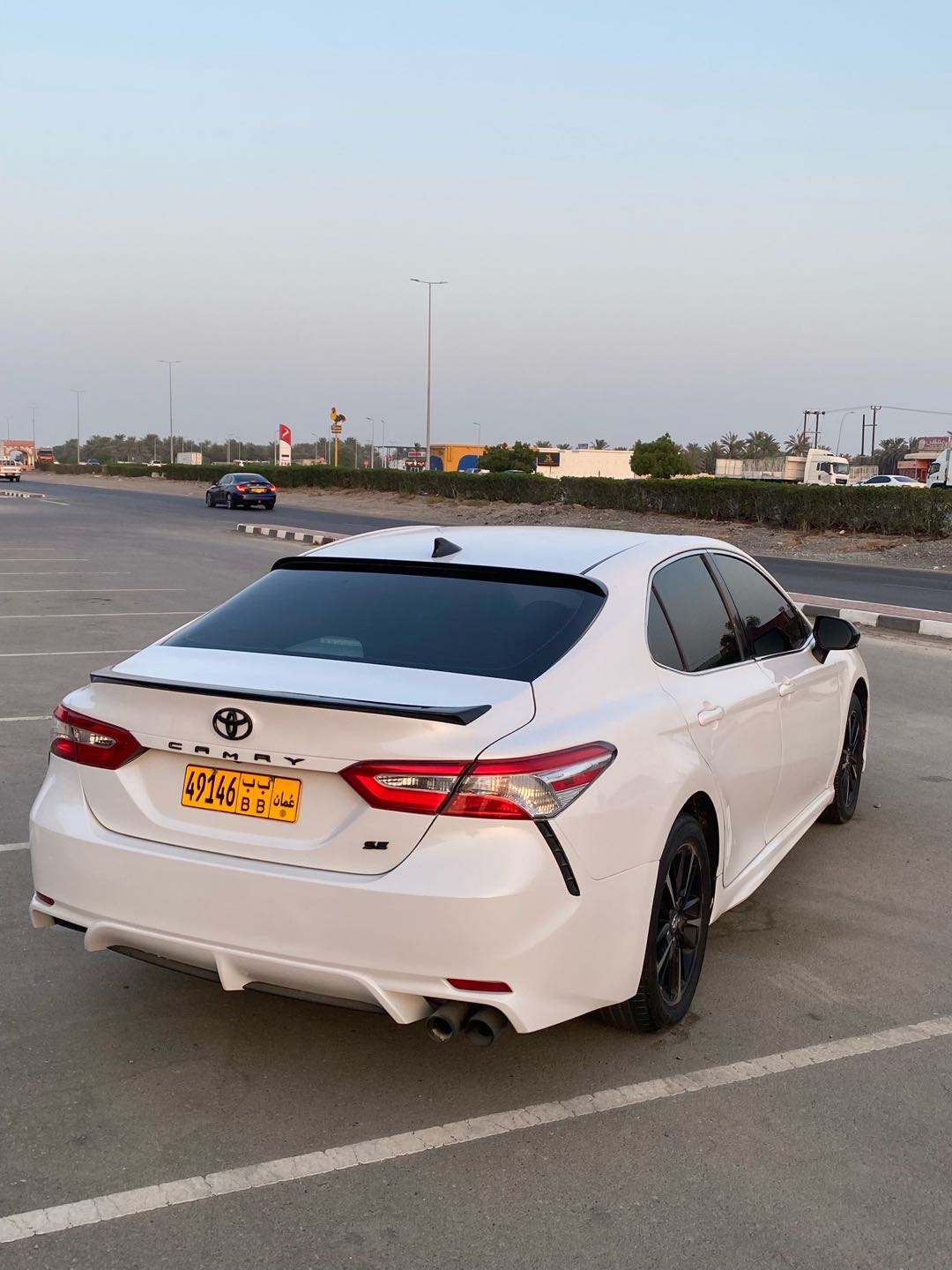Car Image 2020 TOYOTA CAMRY SE