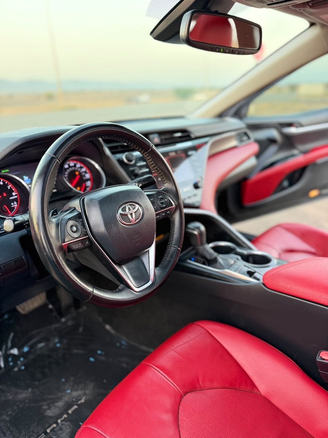 Car Image 2019 TOYOTA CAMRY XSE