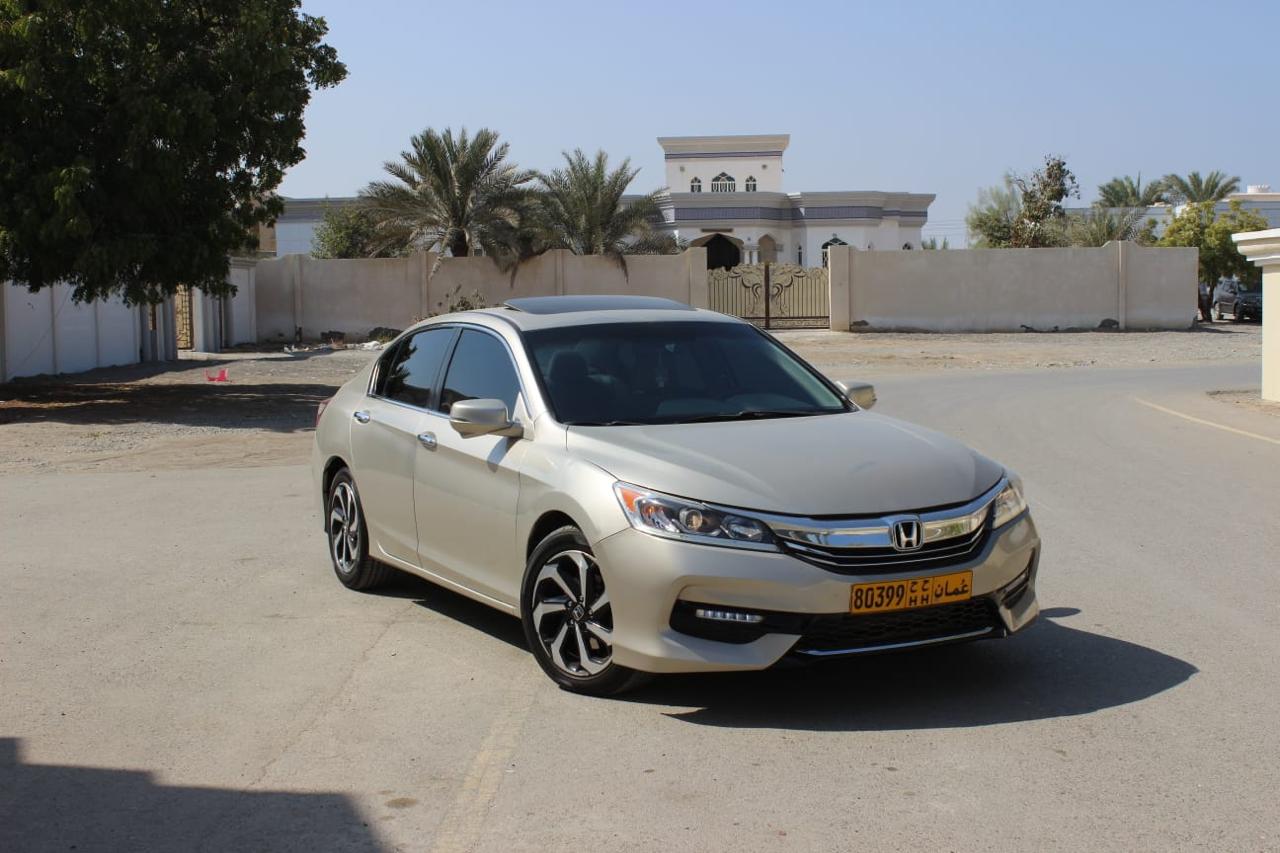 Car Image 2017 HONDA ACCORD EXL