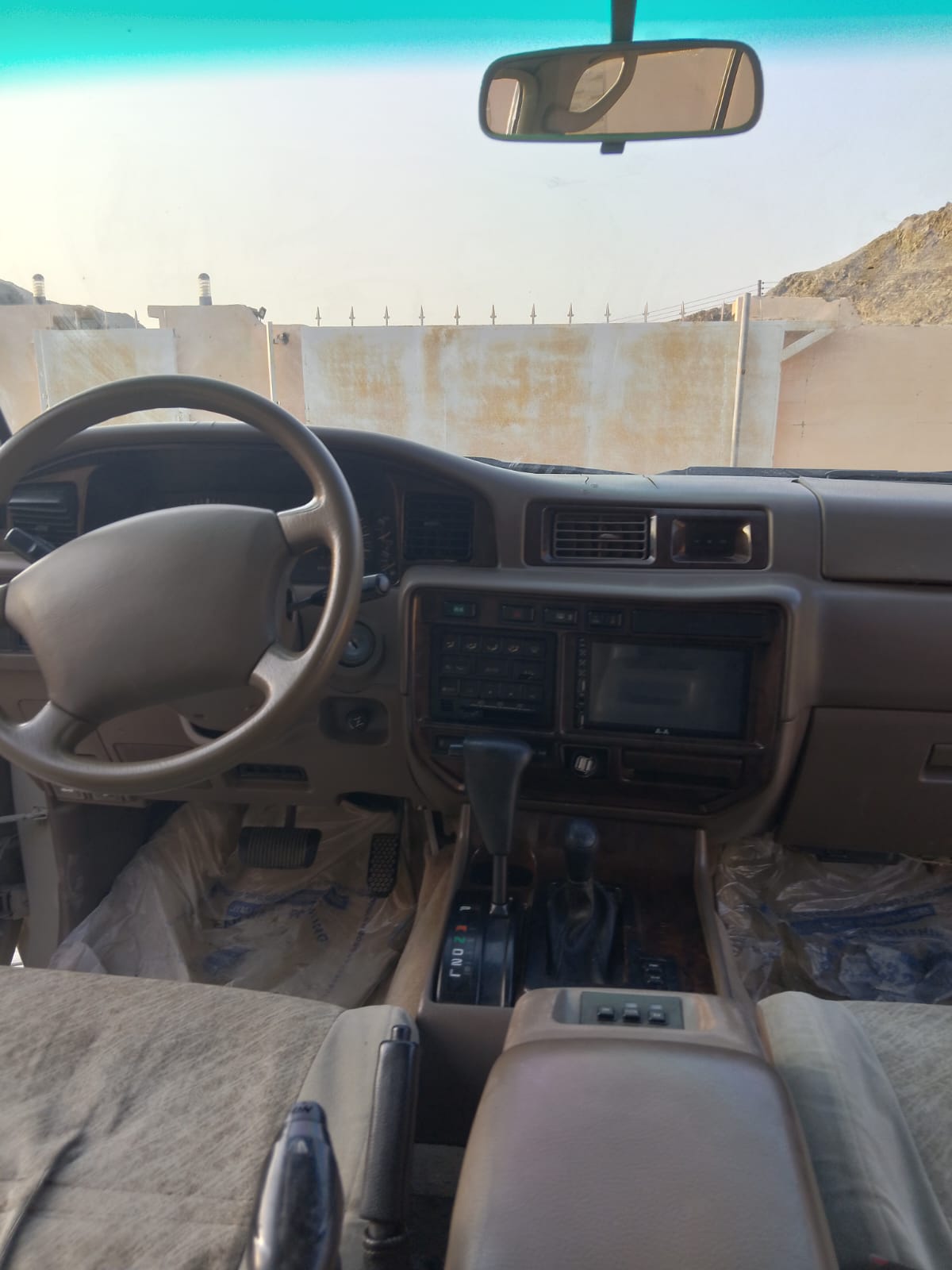 Car Image 1997 TOYOTA LAND CRUISER VX.R