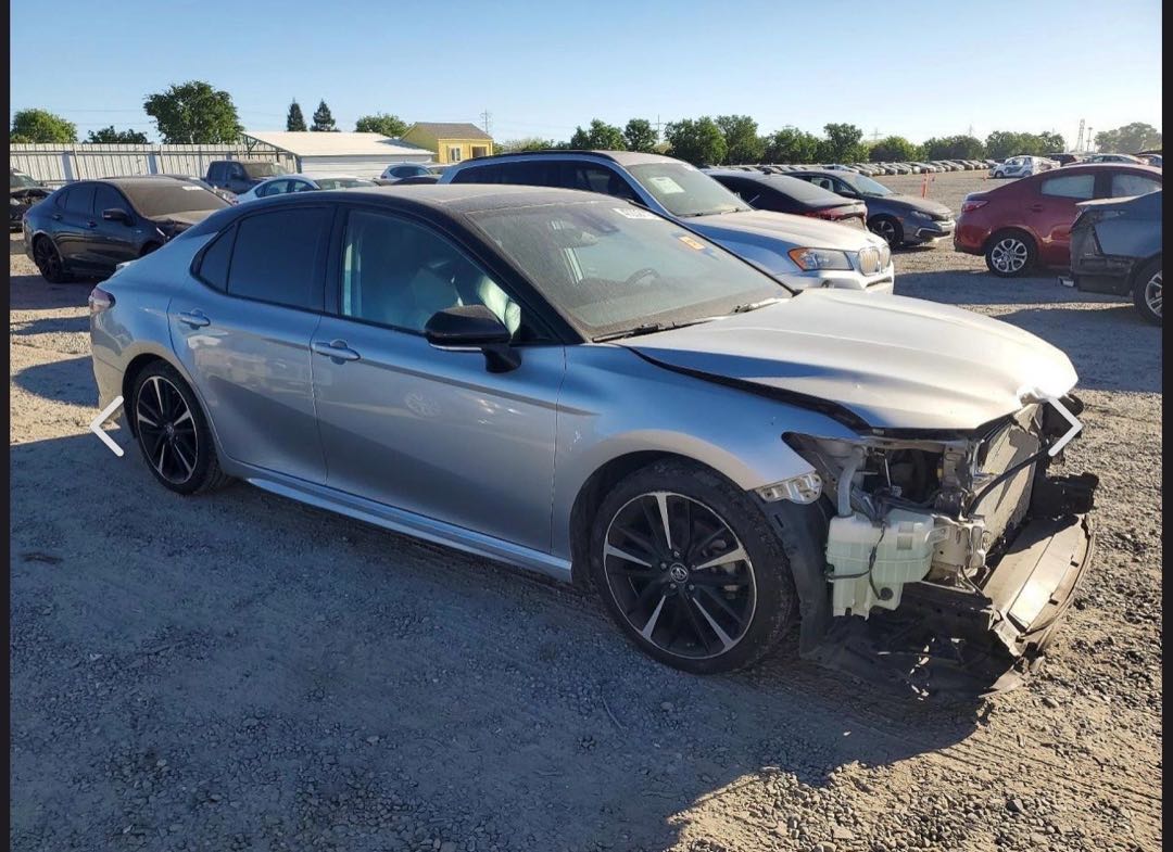 Car Image 2019 TOYOTA CAMRY XSE