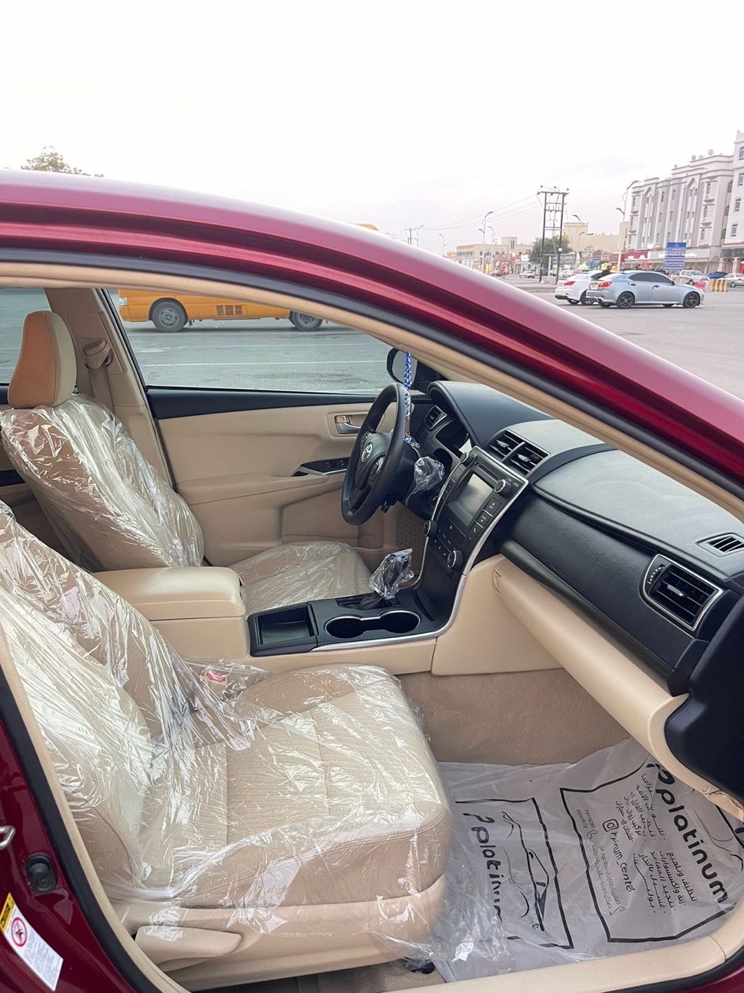 Car Image 2017 TOYOTA CAMRY LE