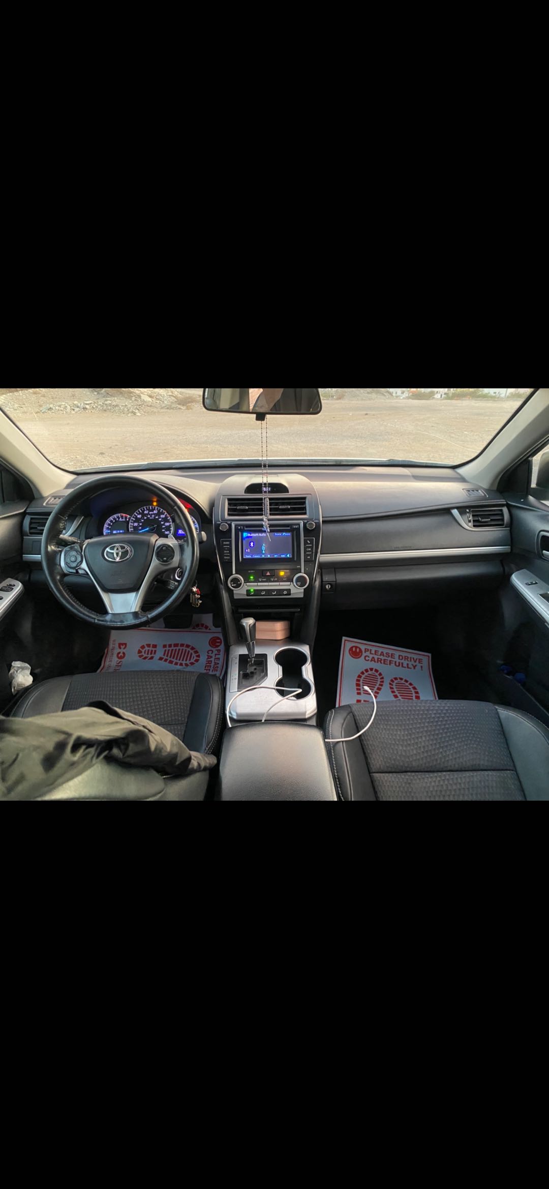 Car Image 2013 TOYOTA CAMRY SE
