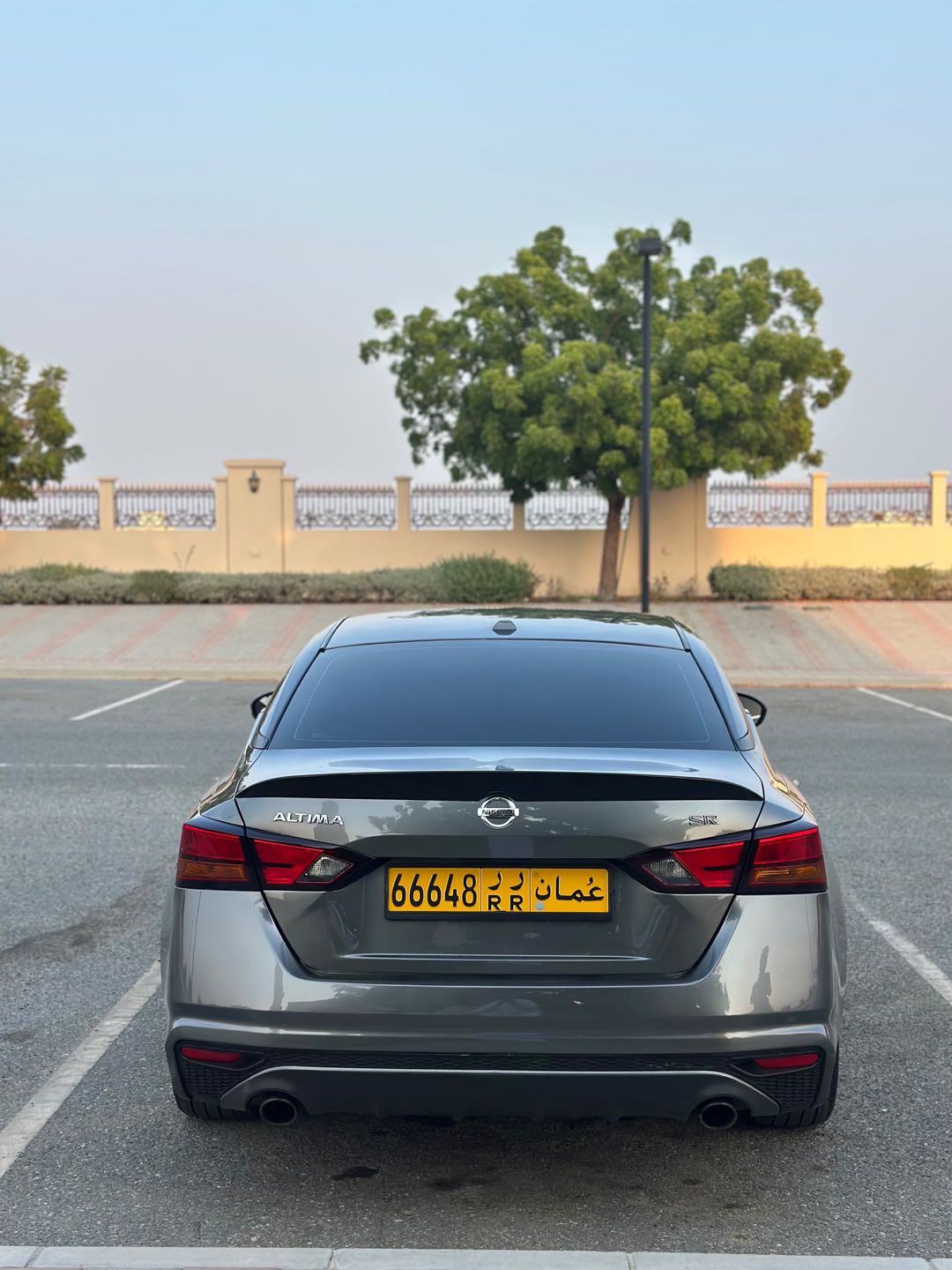 Car Image 2019 NISSAN ALTIMA SR