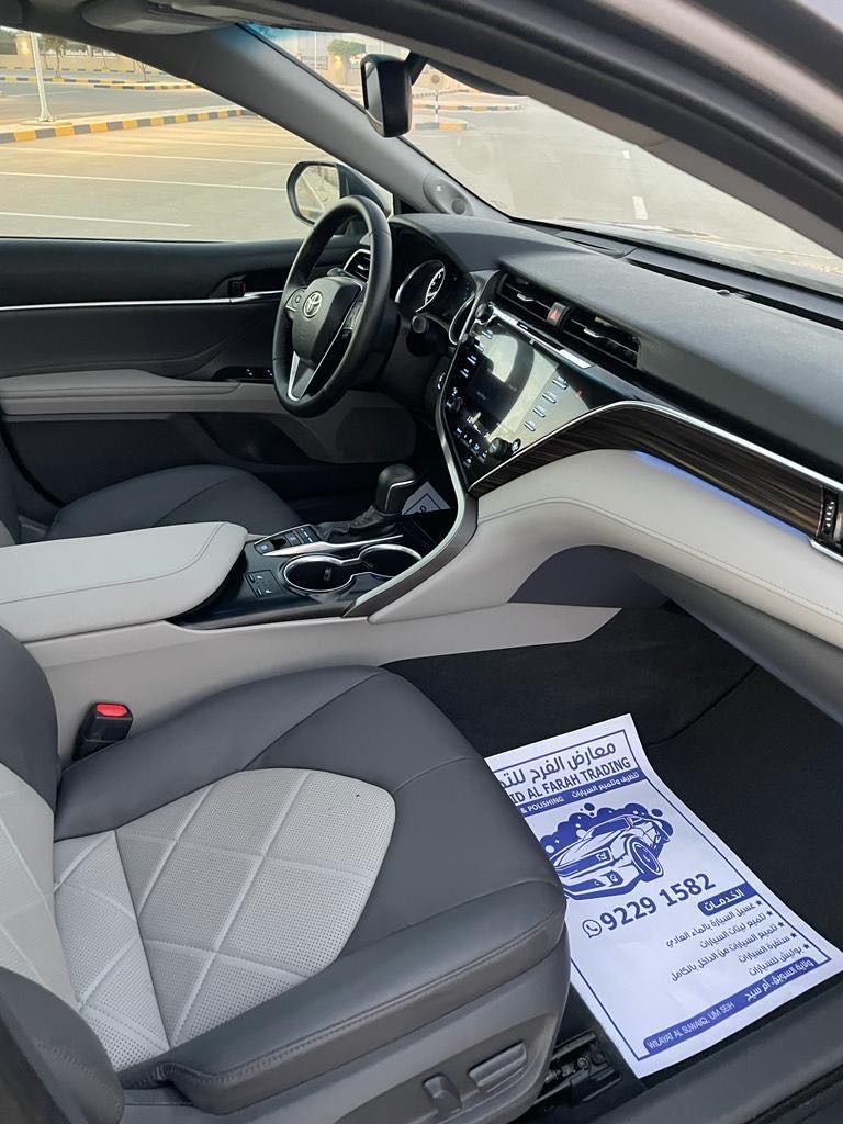 Car Image 2018 TOYOTA CAMRY XLE